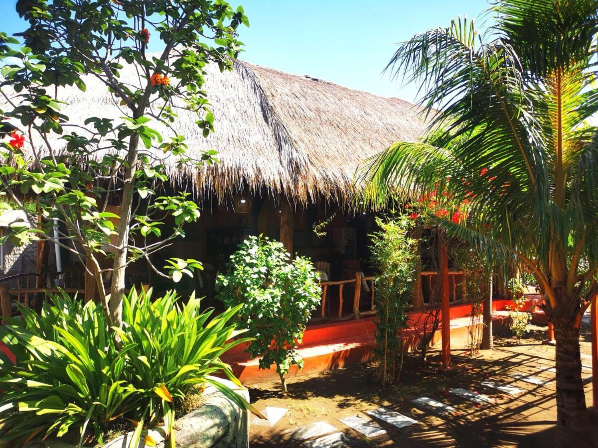 Kampung Meno Bungalows Gili Meno Extérieur photo
