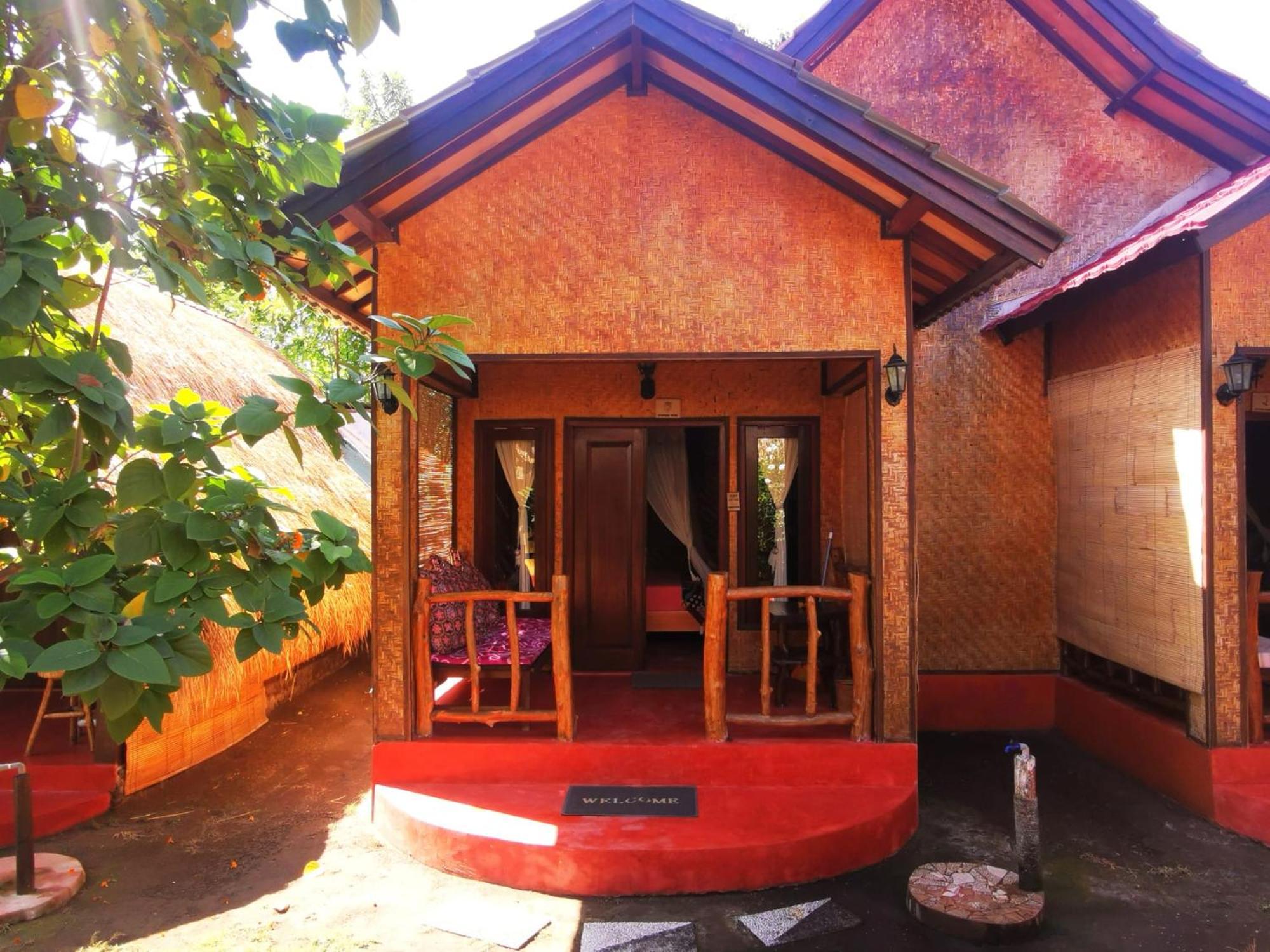 Kampung Meno Bungalows Gili Meno Extérieur photo