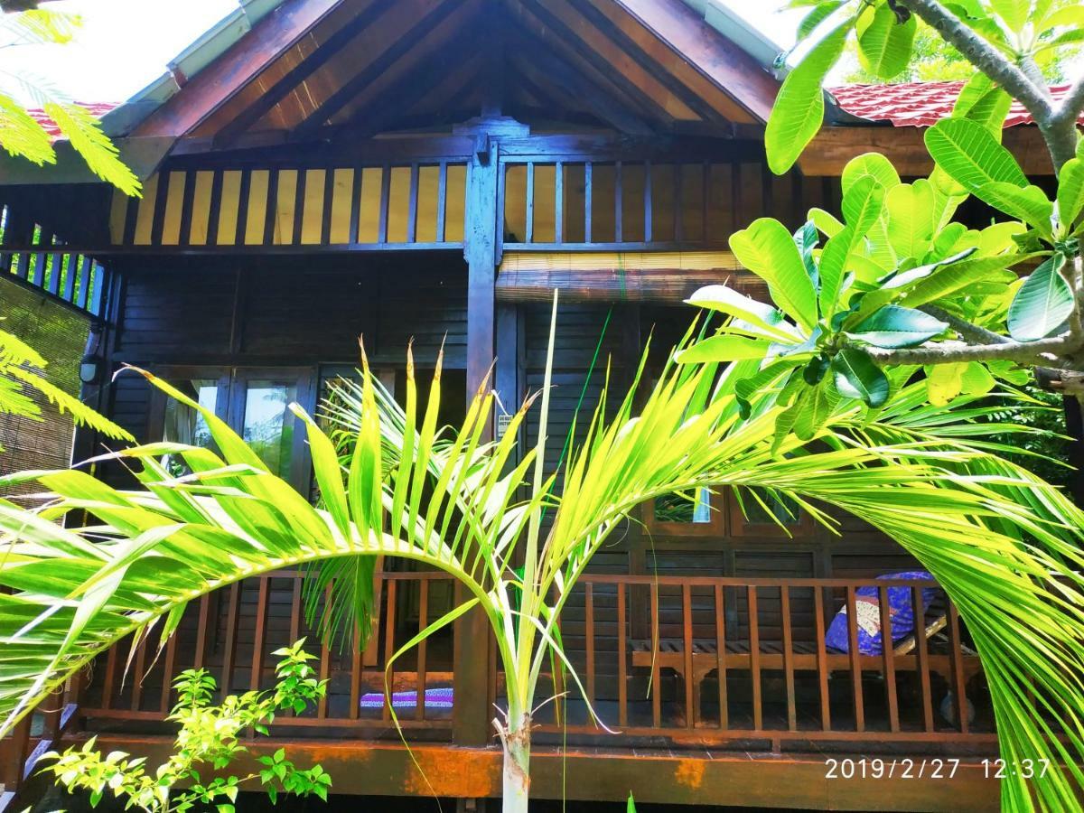 Kampung Meno Bungalows Gili Meno Extérieur photo